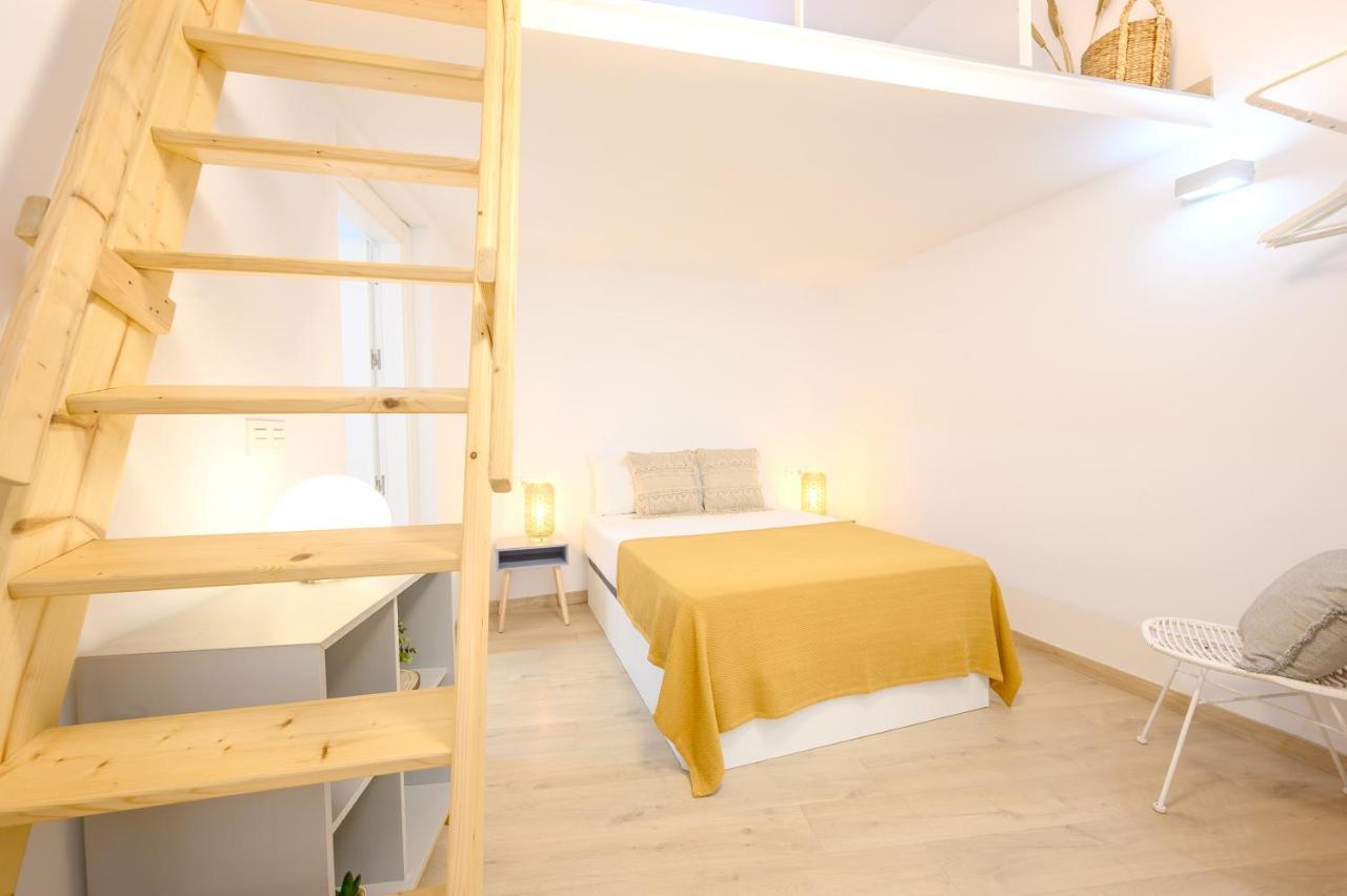 Modern 3 Bedroom, City Center With Patio & High Ceilings By 10Tosea Malaga Bagian luar foto